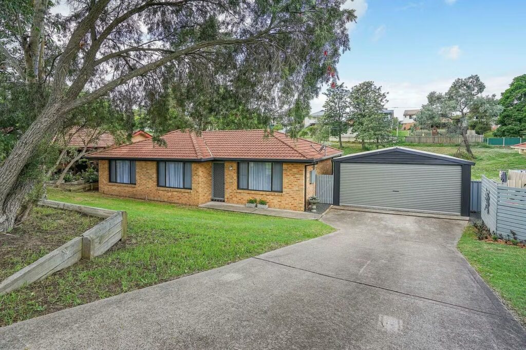 Seller of house in Rutherford, NSW property
